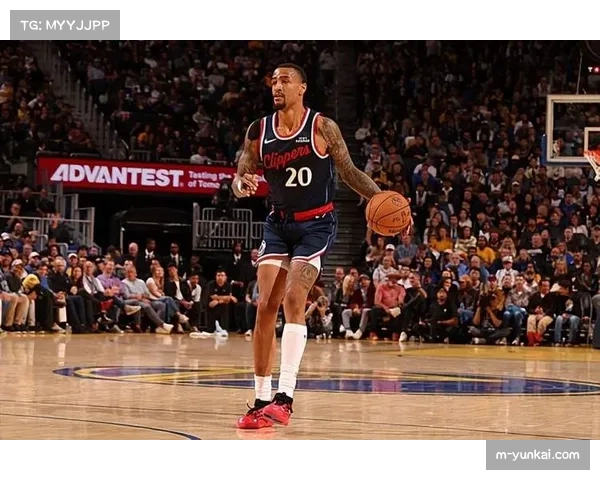 剖析快船不同阵容搭配策略 科林斯首发提升内线空间价值